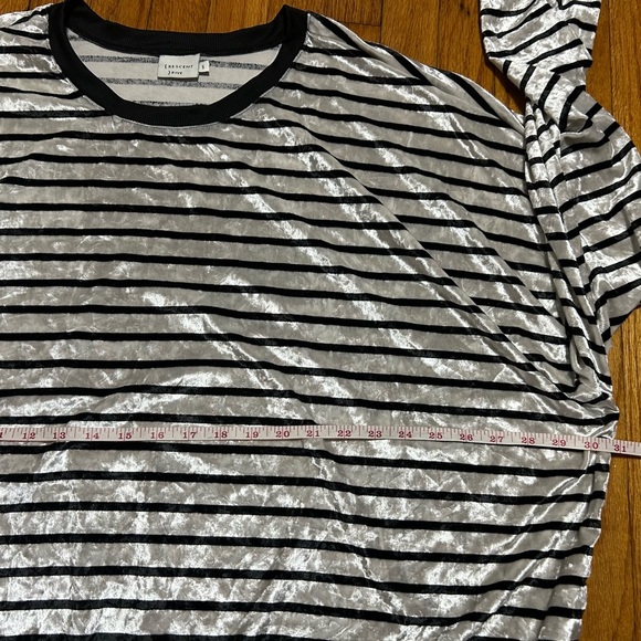 Creasant Drive Velour Stripped Lightweight Blouses Size 5X Fits Like A 4X - Picture 4 of 11